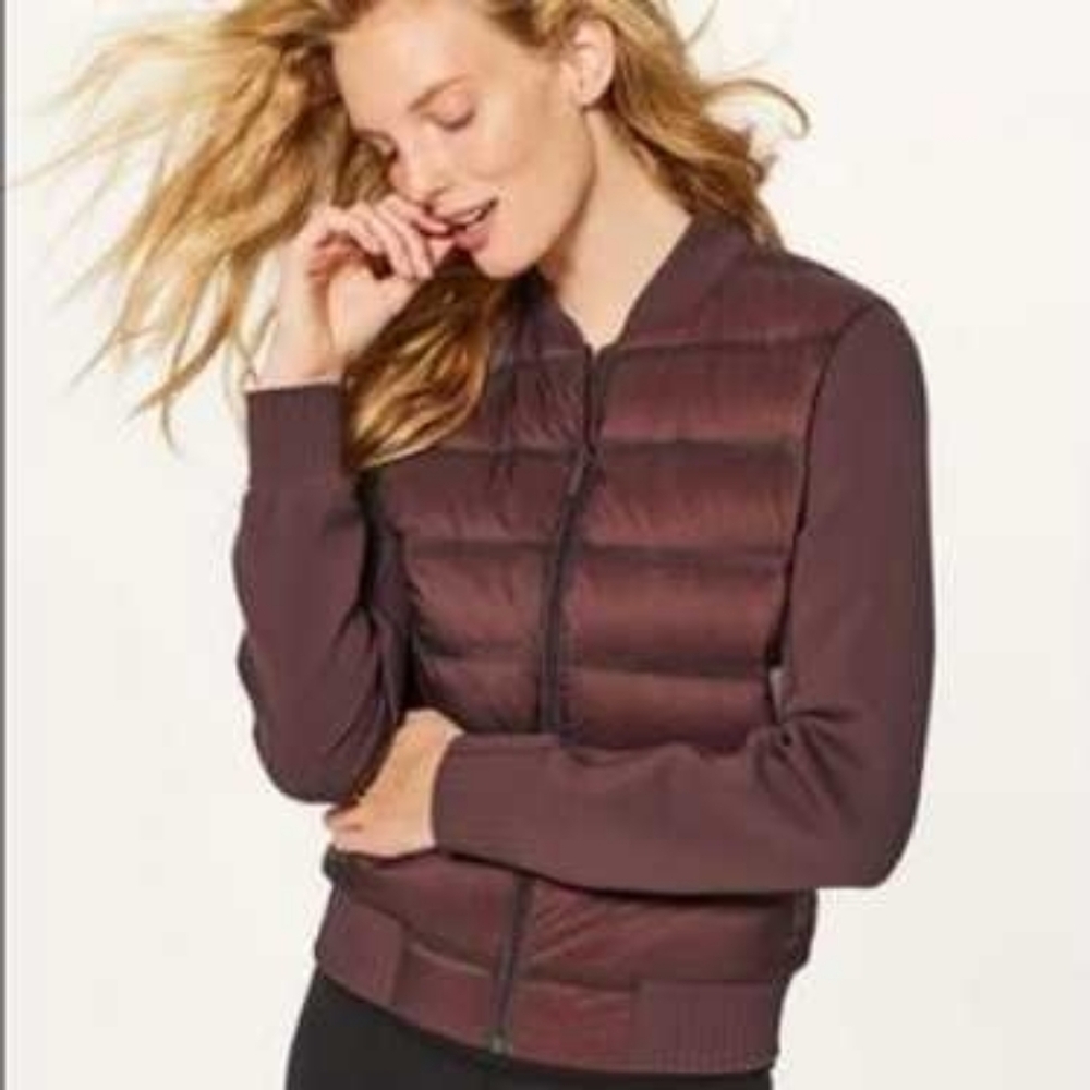 LULULEMON ATHLETICA WOMEN'S DOWN & AROUND REVERSIBLE BOMBER JACKET